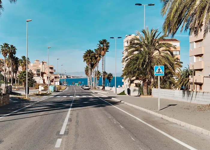 Beach Apartment Cabo Cervera, Torrevieja, La Mata